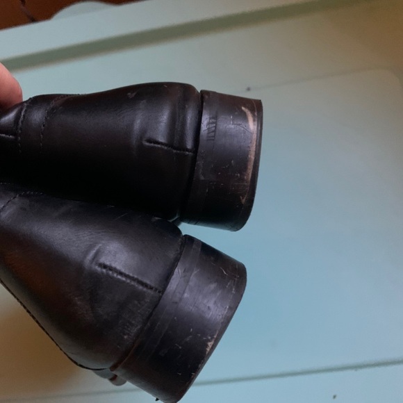 Boot - Picture 3 of 9